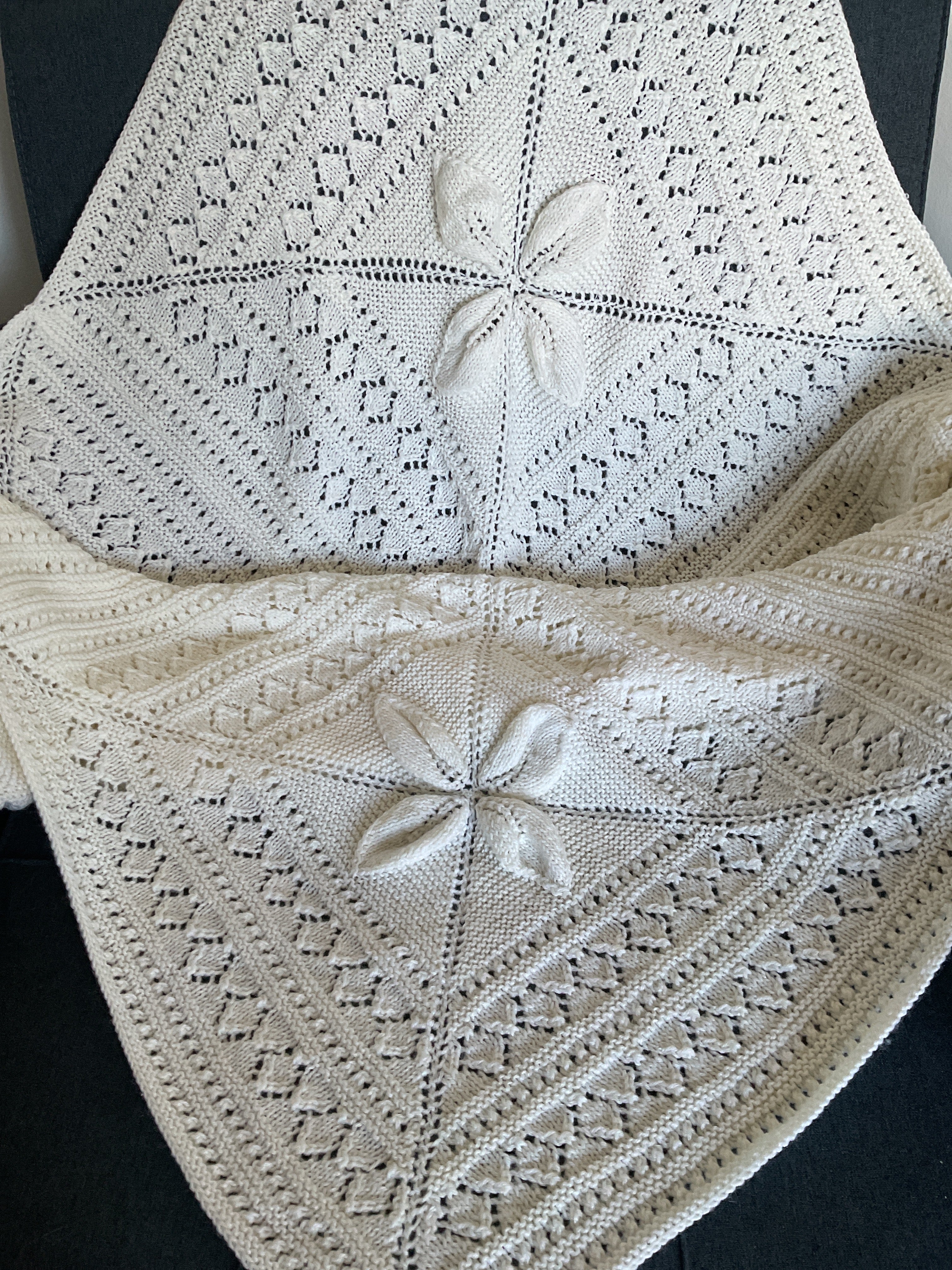 Cream Flower Design Cot Blanket
