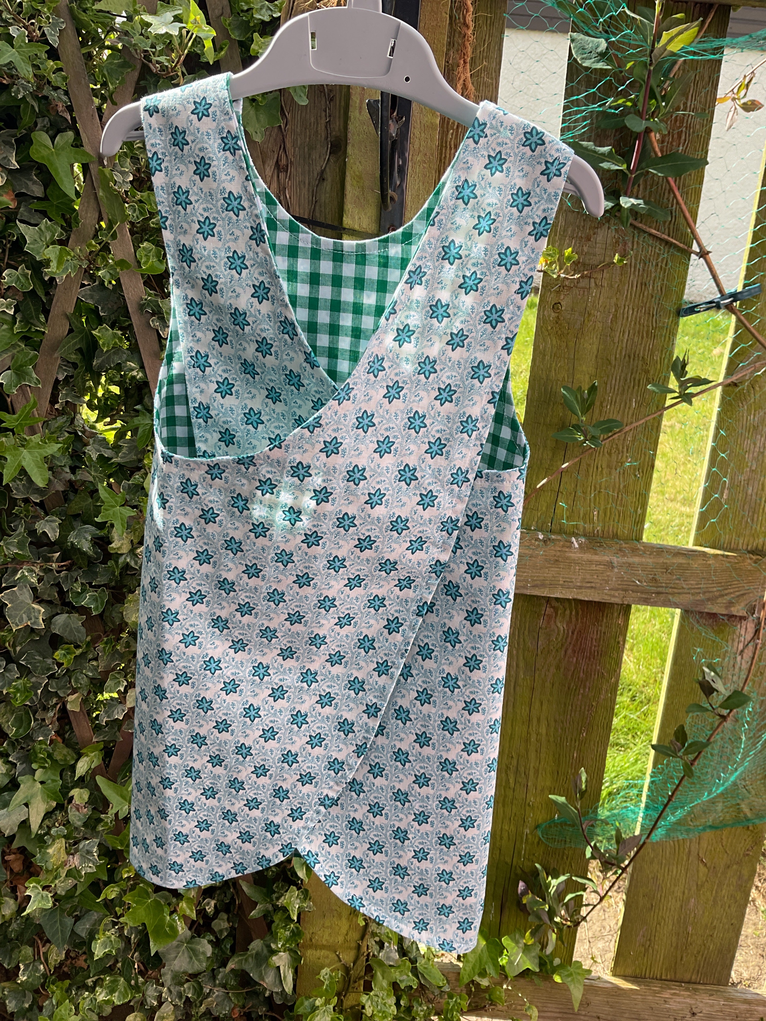 Child's Cross Back Apron (Blue Flower)