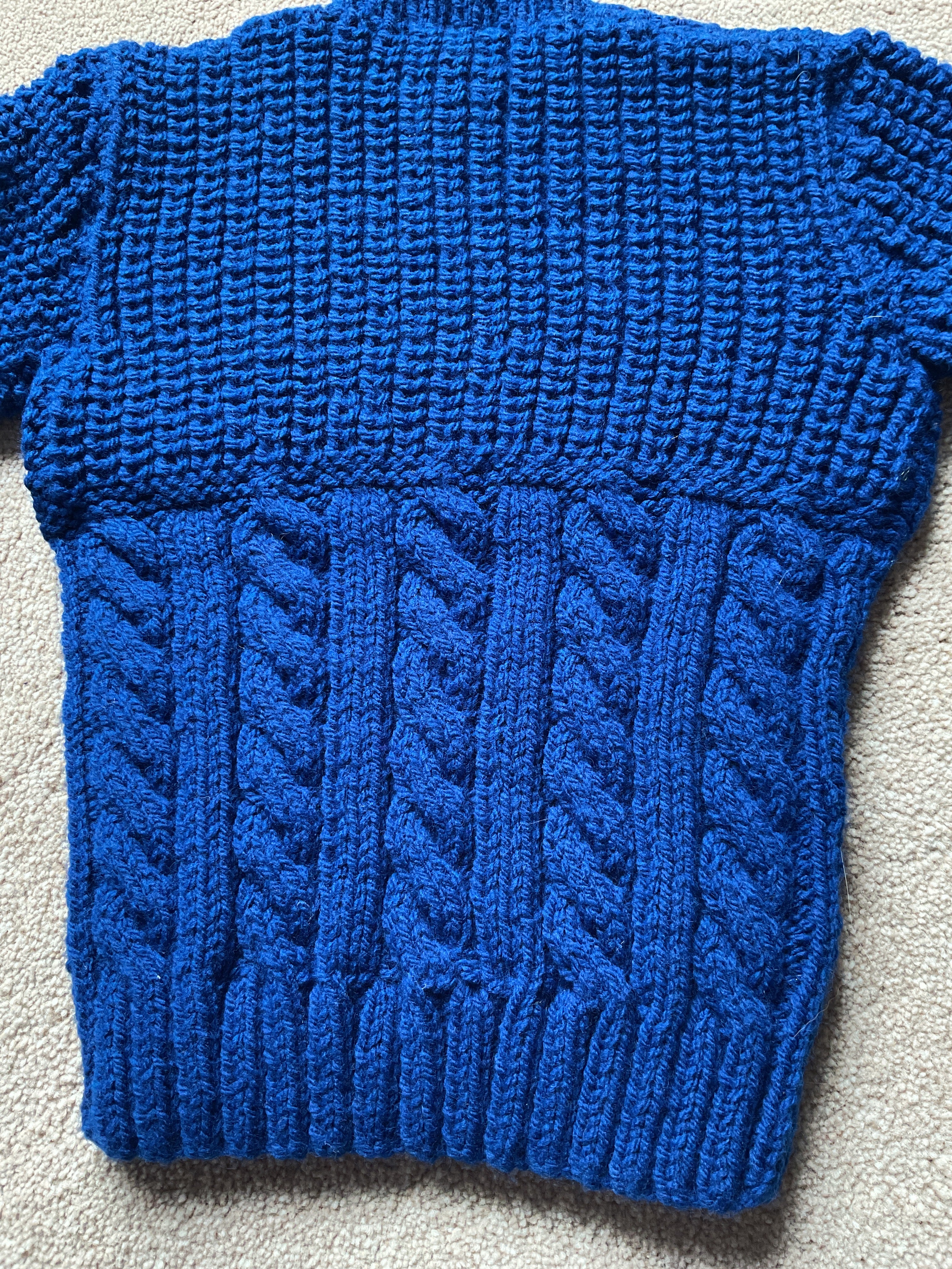 Round Neck Aran Jumper – Blue