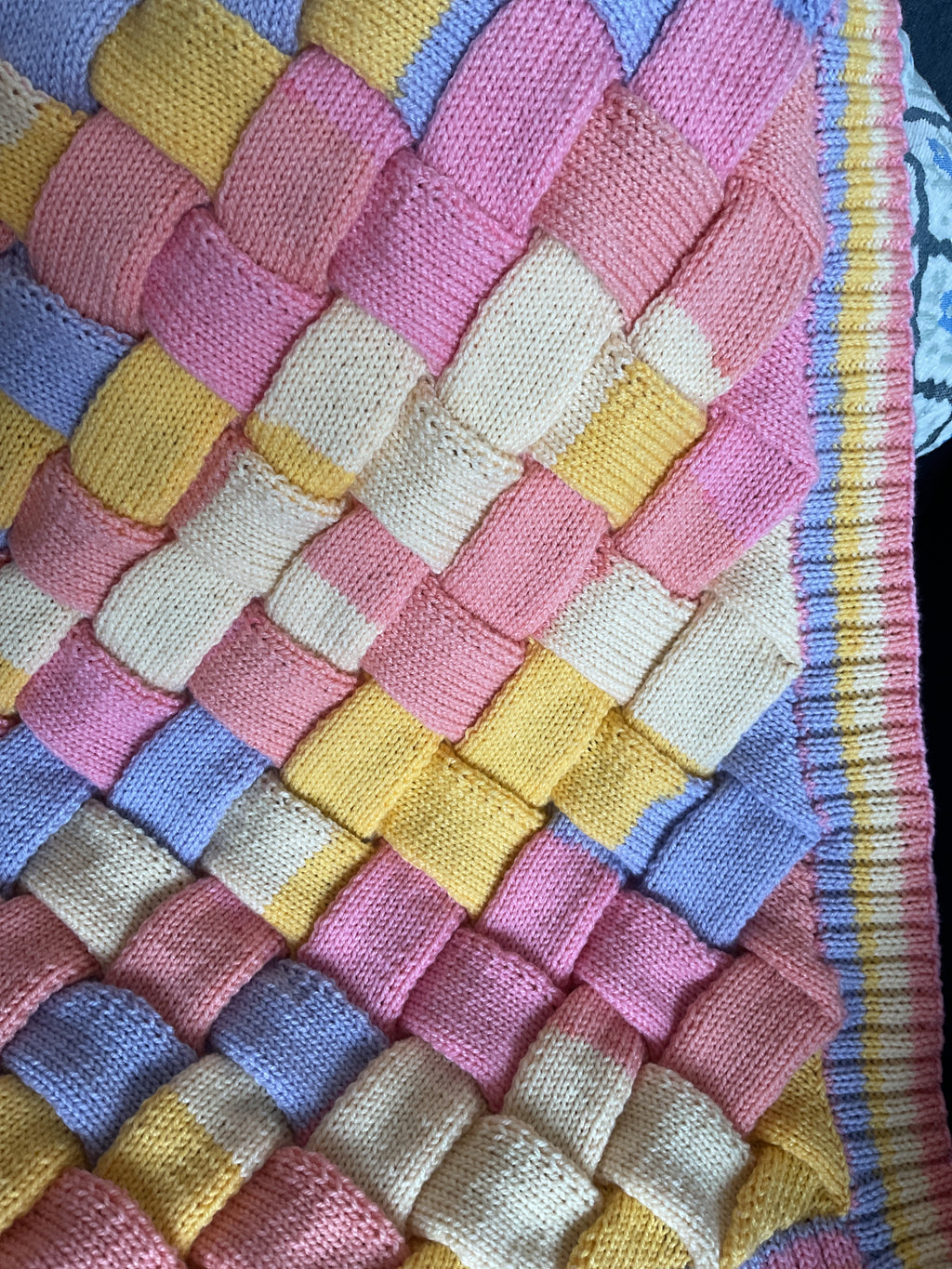 Entrelac baby Blanket