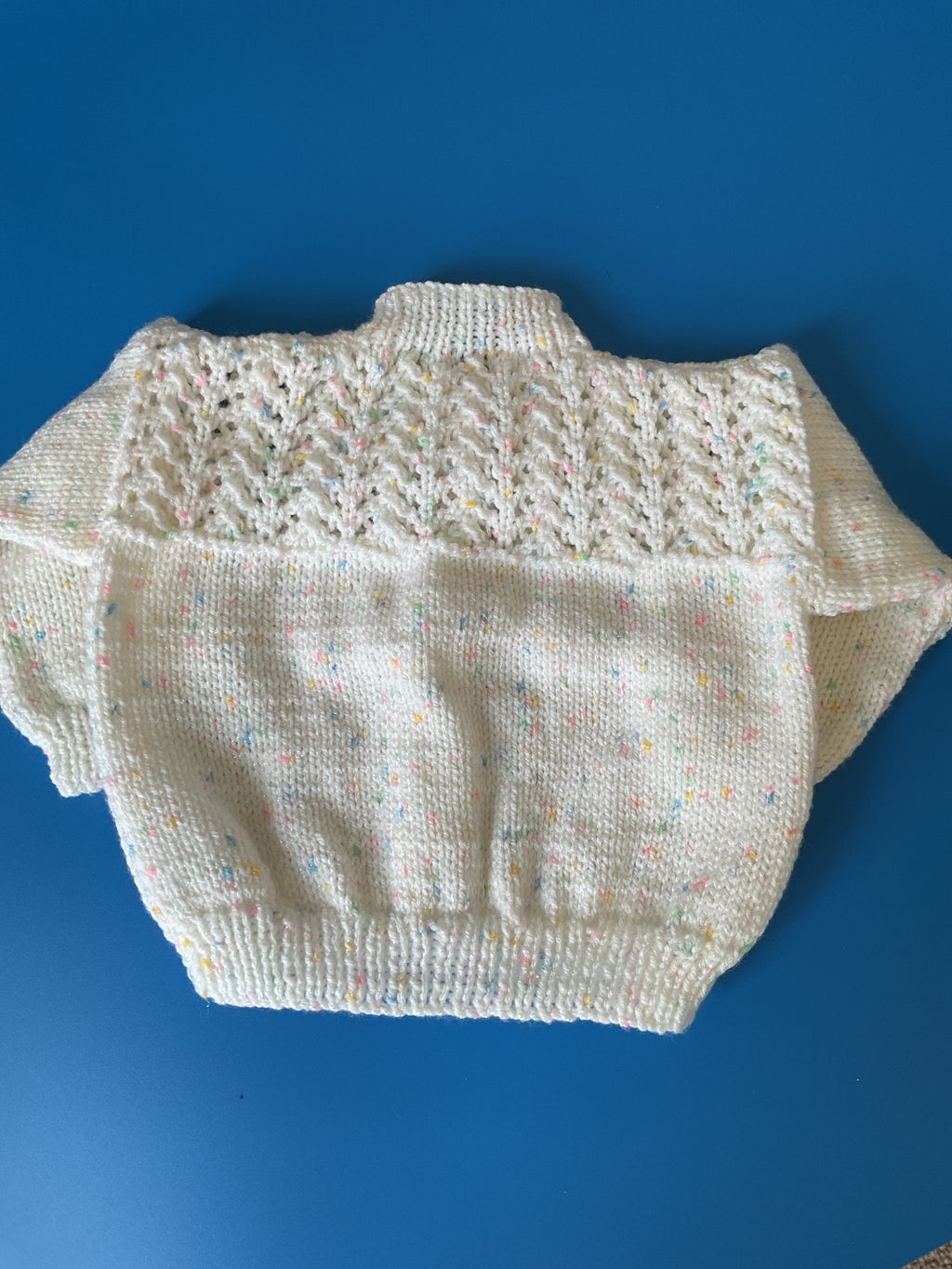 Round Neck Pattern Cardigan
