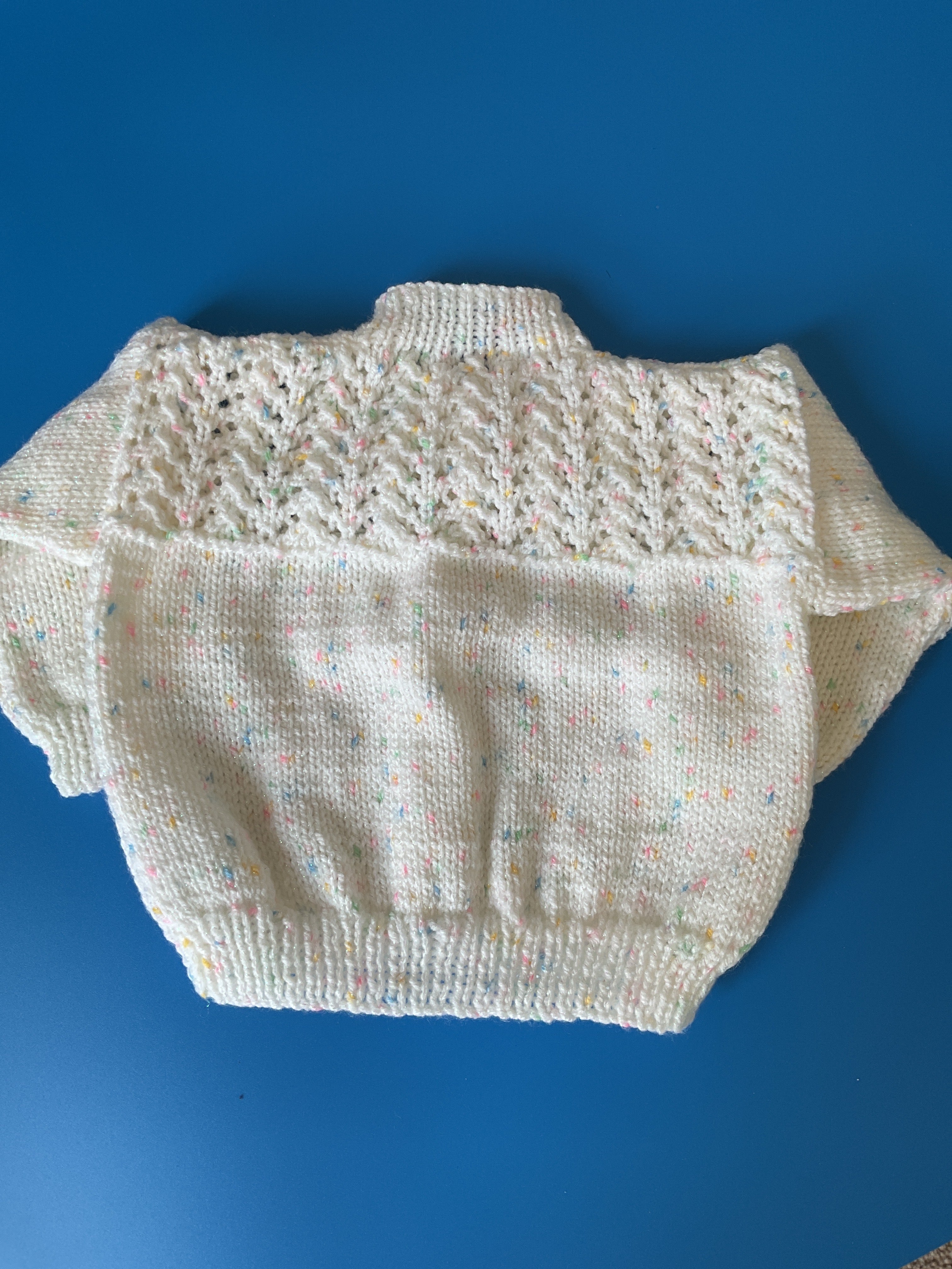 Round Neck Pattern Cardigan